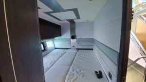 Galeon700Skydeckintfotos17 800x450 800x450