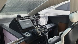 Galeon700Skydeckintfotos1 800x450 800x450