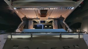 Galeon700Skydeckintfotos7 800x450 800x450